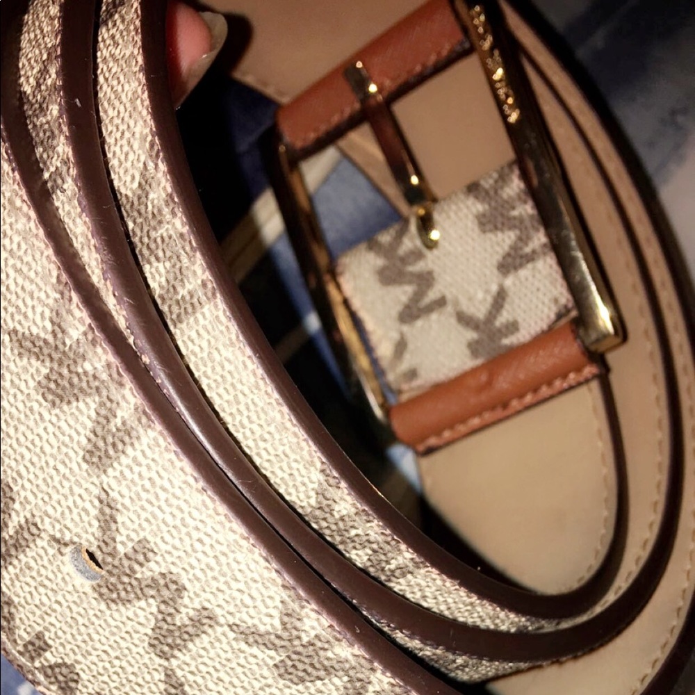 Michael kors belt